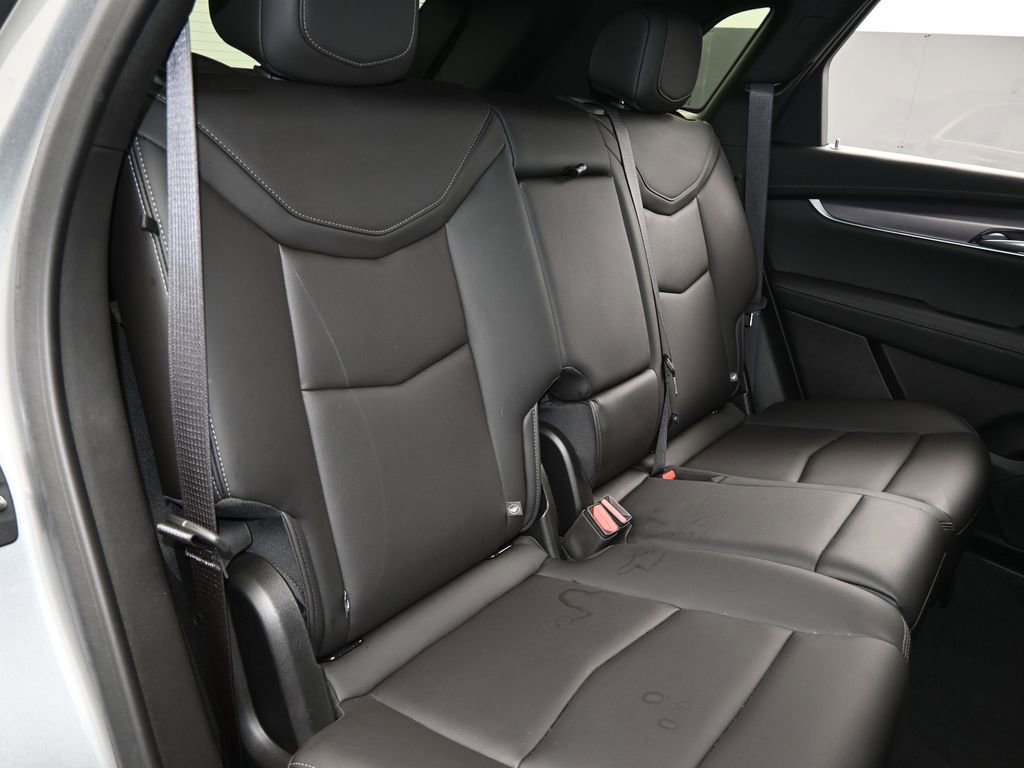 Used 2024 Cadillac XT5 Luxury image 41