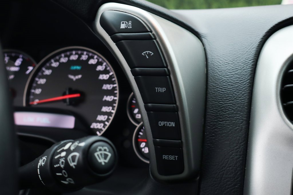 Used 2005 Chevrolet Corvette Coupe w/ Preferred Equipment Group image 26