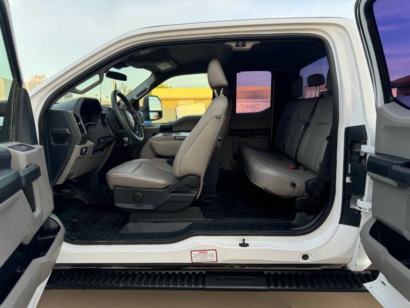 Used 2022 Ford F250 XL w/ Power Equipment Group image 19