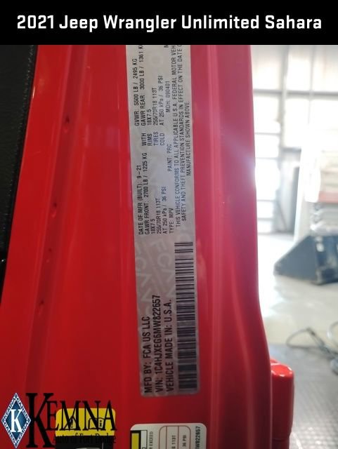 Used 2021 Jeep Wrangler Unlimited Sahara w/ Dual Top Group image 30