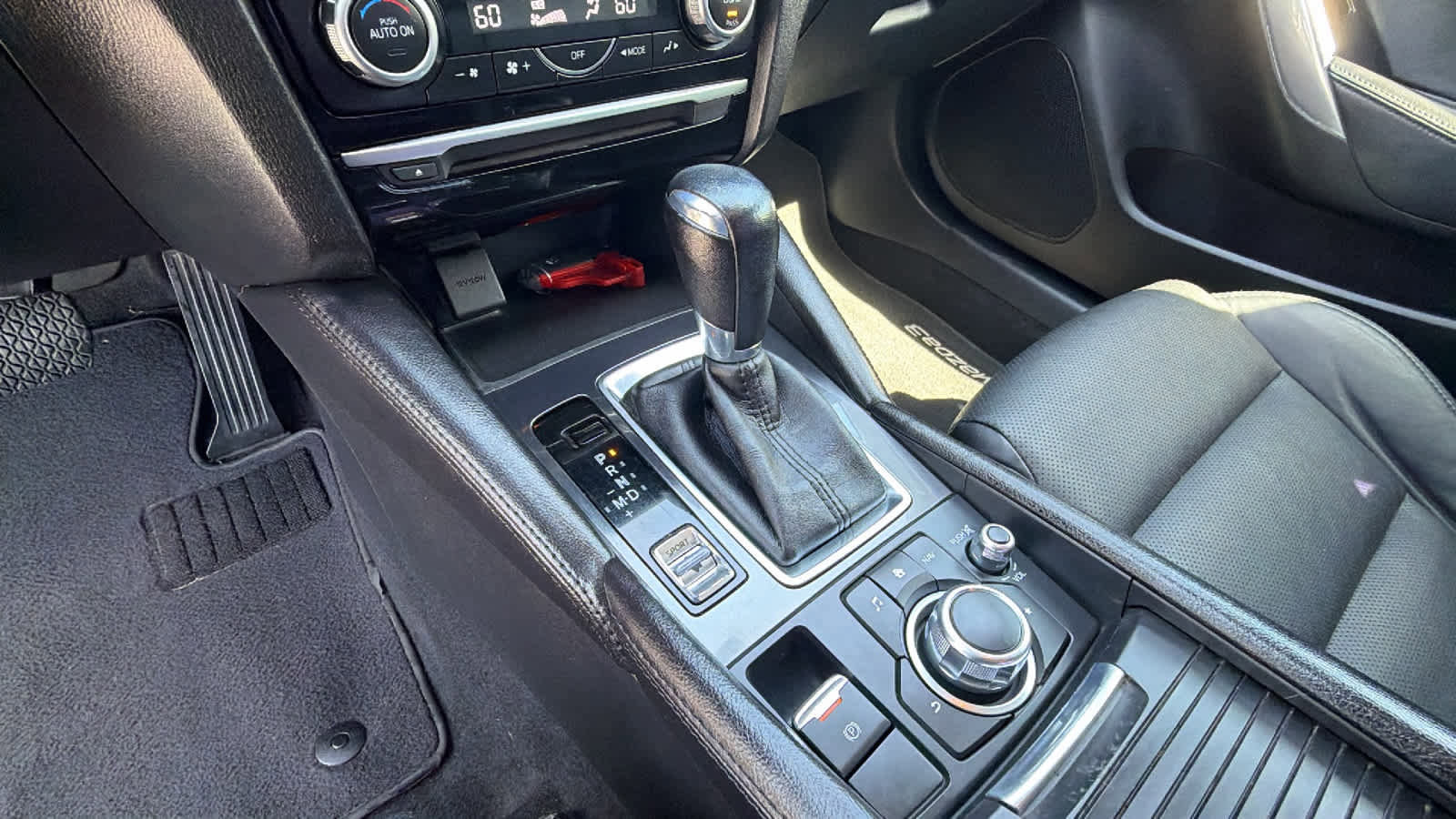 Used 2016 MAZDA MAZDA6 Touring image 13