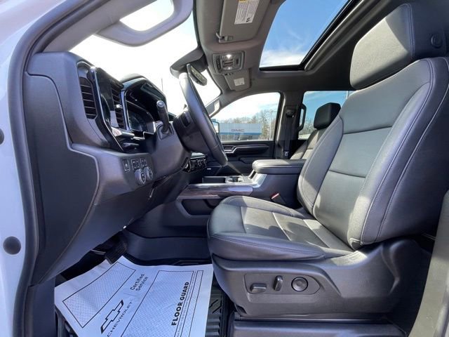 Used 2024 Chevrolet Silverado 2500 LTZ w/ LTZ Premium Package image 16