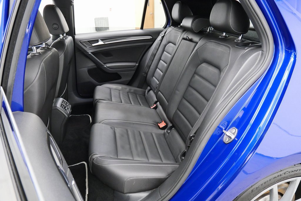 Used 2017 Volkswagen Golf R 4-Door image 20