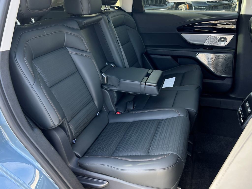 New 2026 Lincoln Nautilus Reserve AWD/4WD image 10