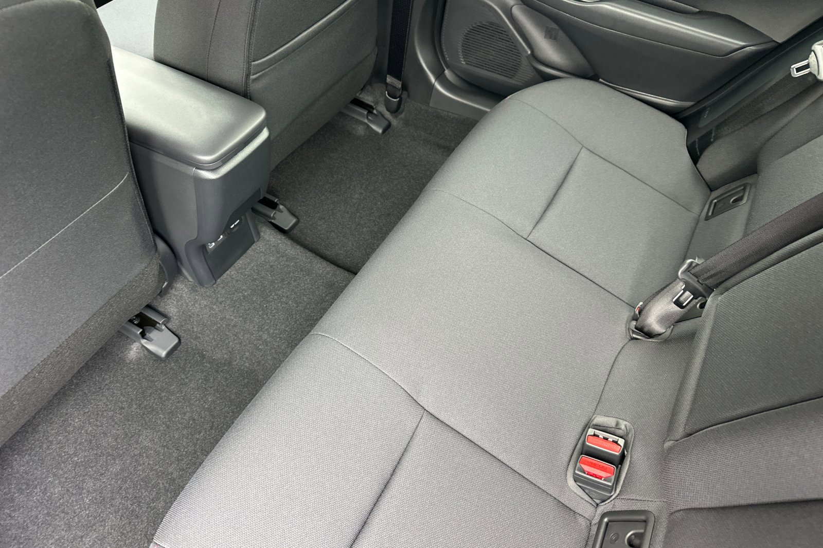 New 2026 Toyota Prius Plug-In Hybrid image 10