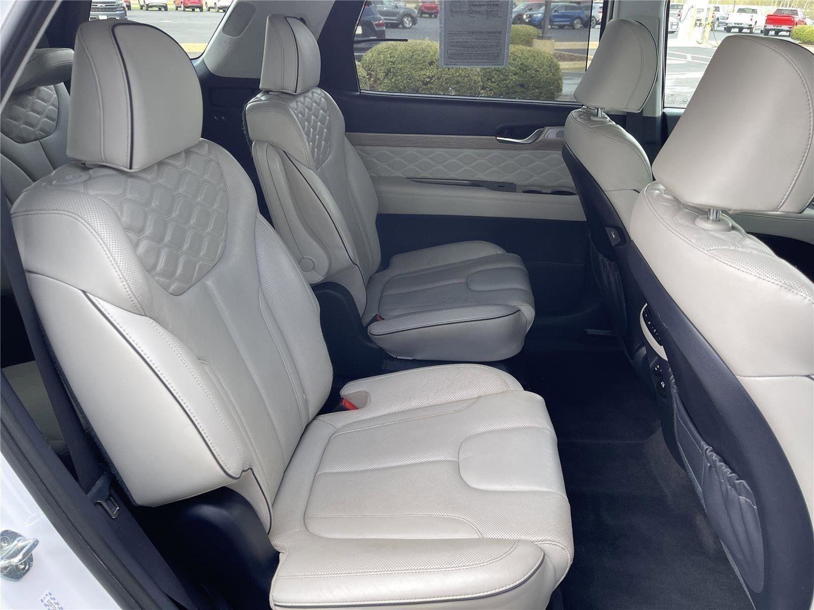 Used 2022 Hyundai Palisade Calligraphy w/ Winter Package image 36
