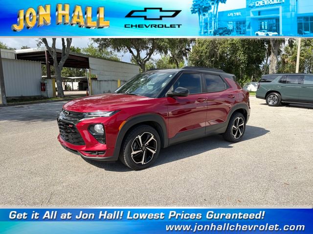 Used 2021 Chevrolet TrailBlazer RS w/ Technology Package FWD image 2