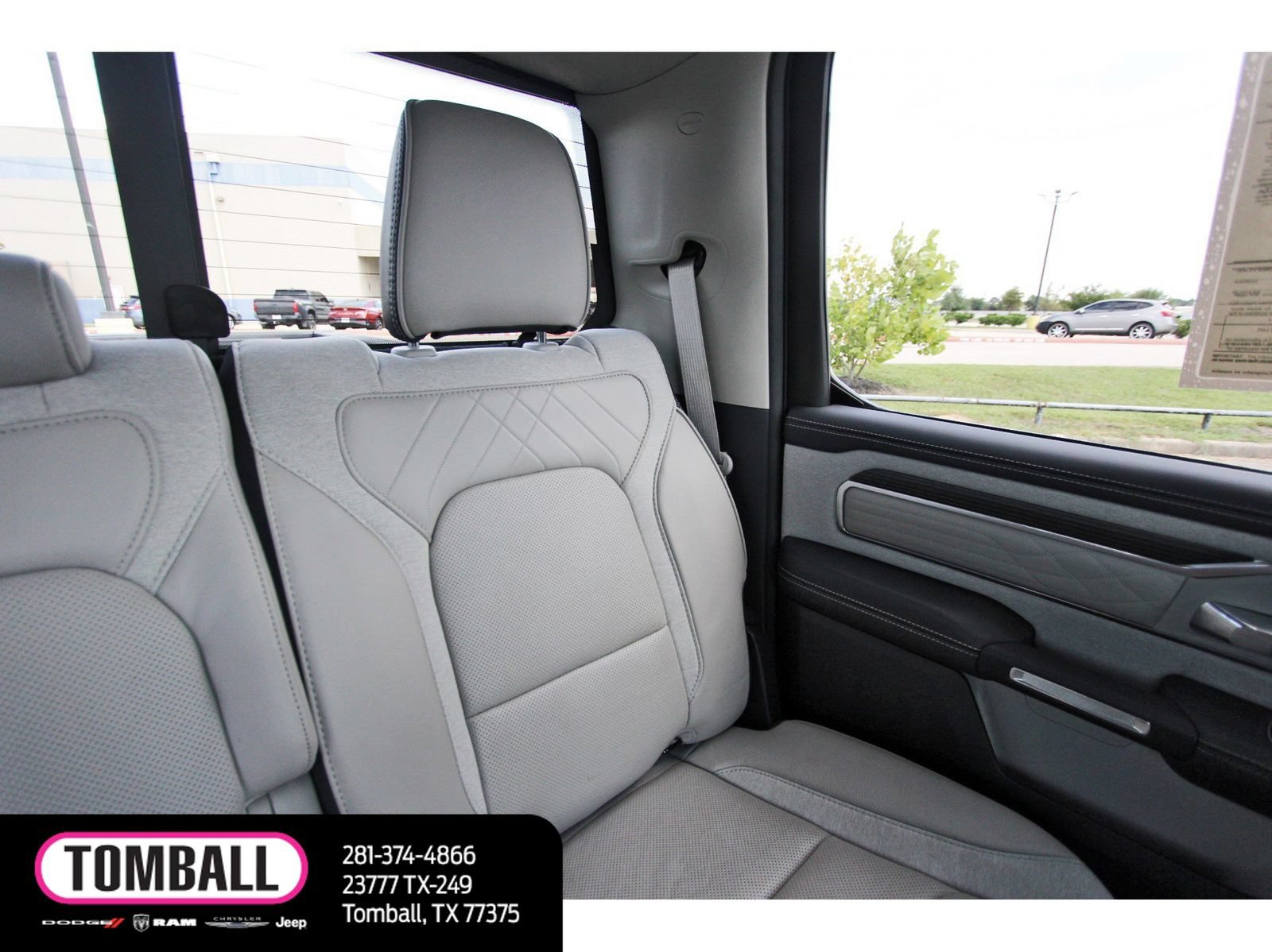 Used 2024 RAM 1500 Limited AWD/4WD image 12