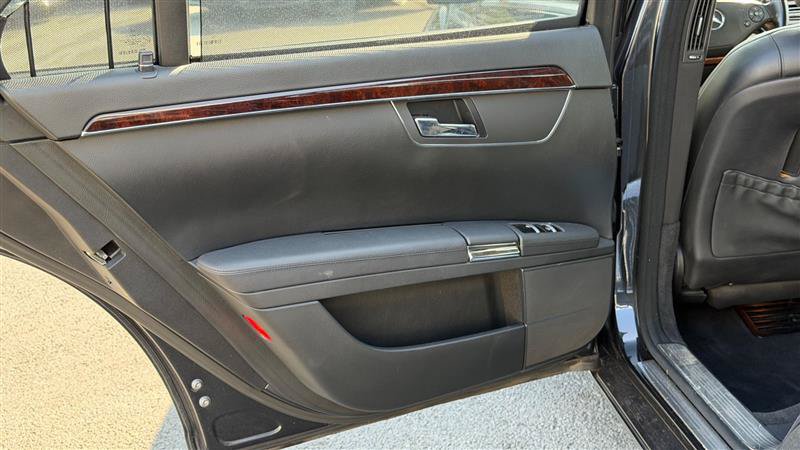 Used 2012 Mercedes-Benz S 550 4MATIC image 39