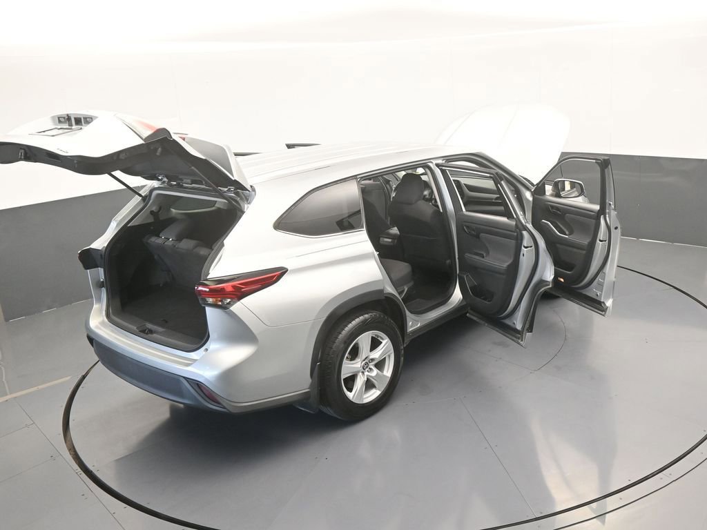 Used 2022 Toyota Highlander L AWD/4WD image 63
