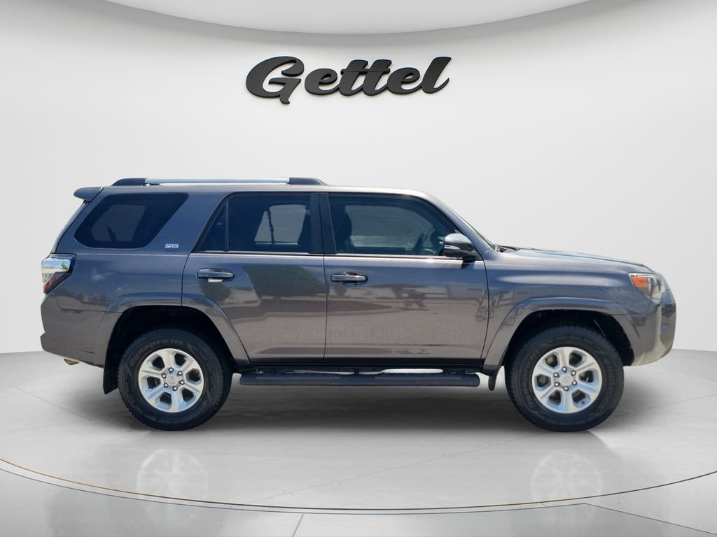 Used 2019 Toyota 4Runner SR5 Premium AWD/4WD image 4