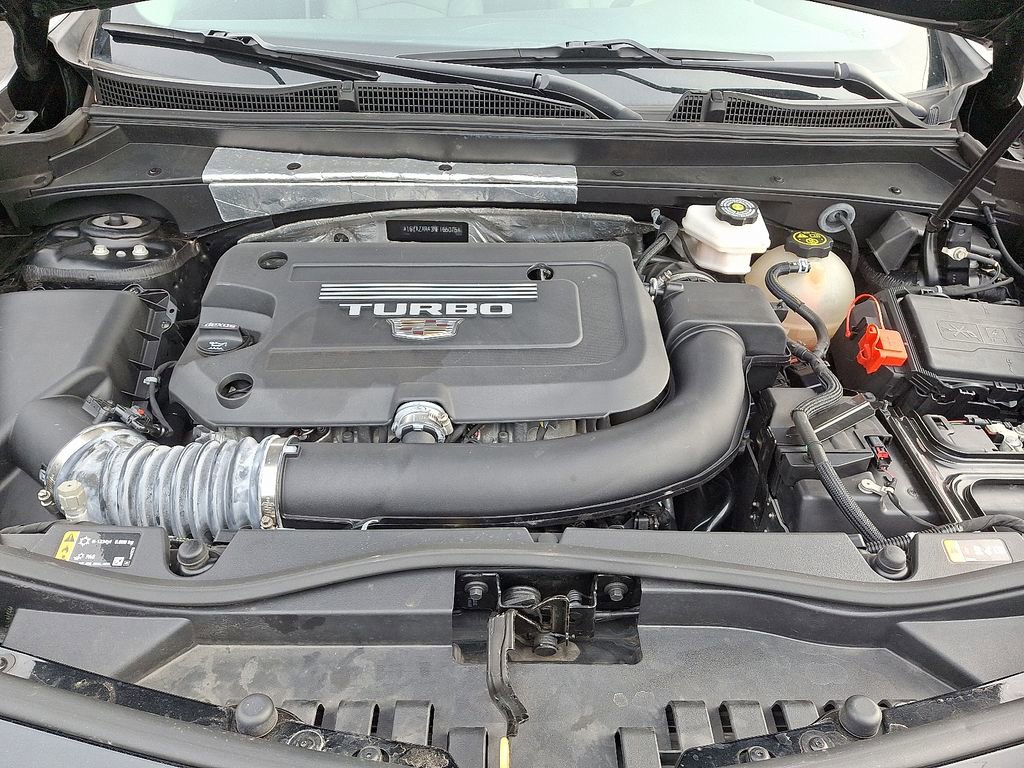 Certified 2022 Cadillac XT4 Luxury w/ Cold Weather Package image 31