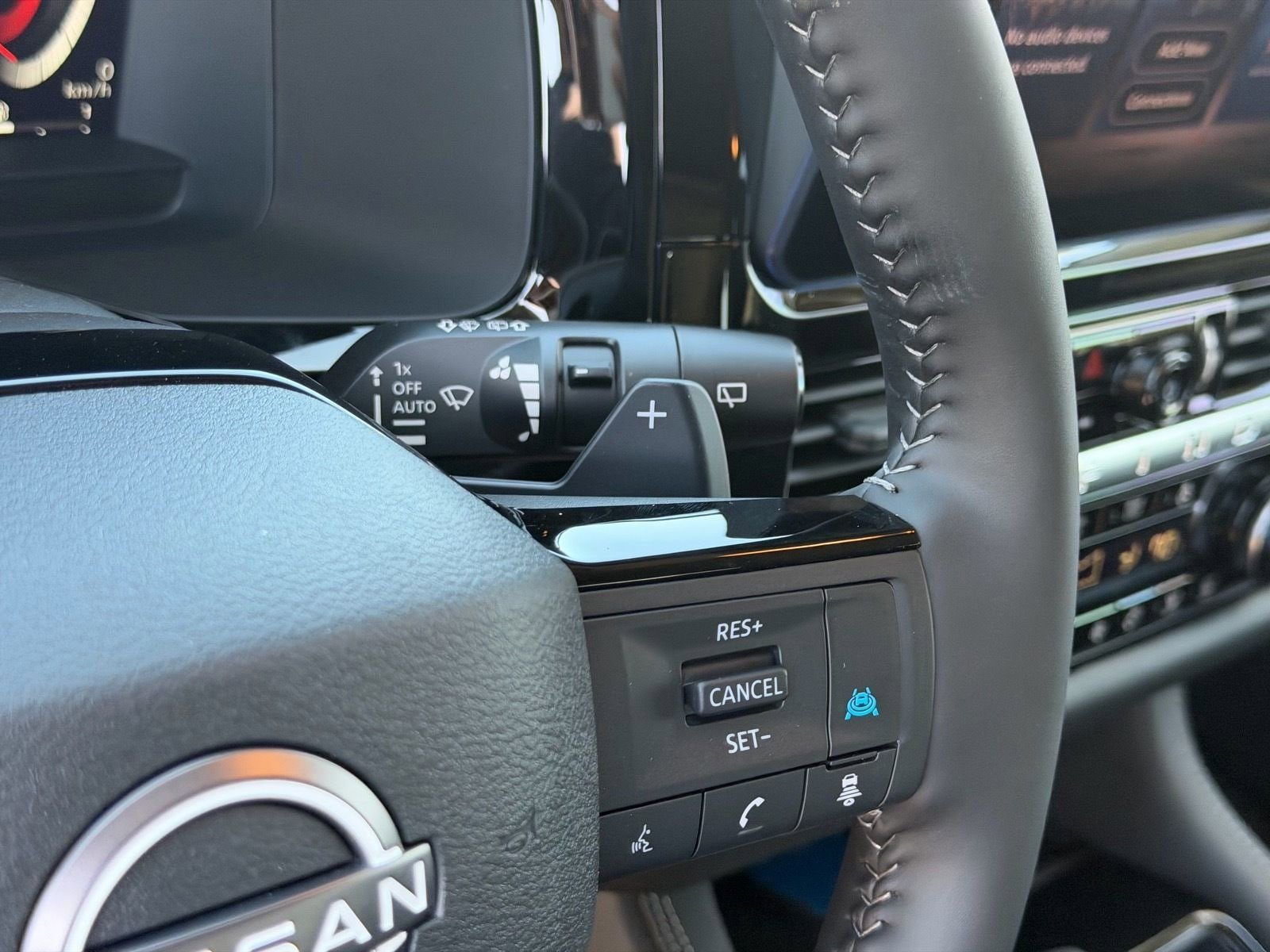 New 2026 Nissan Pathfinder Platinum FWD image 22