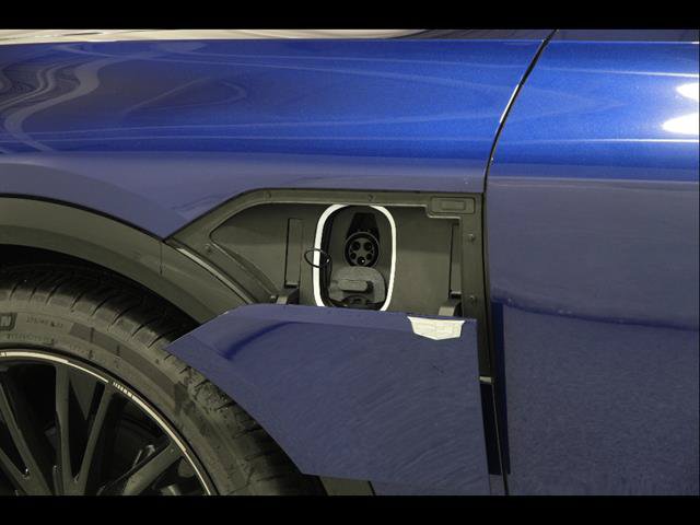New 2025 Cadillac Lyriq Sport w/ LPO, Blue Accent Package AWD/4WD image 4