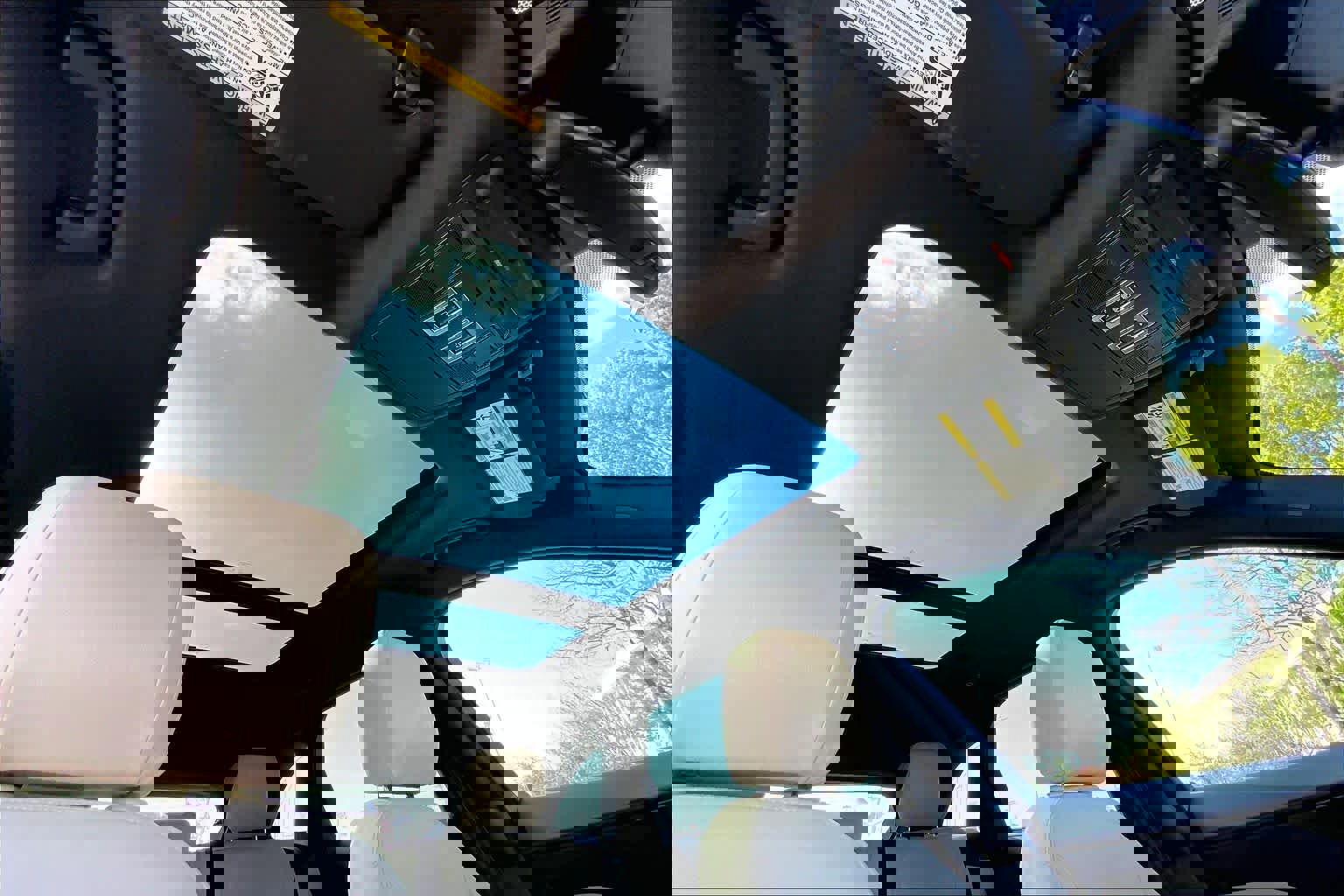 Used 2018 Jaguar F-PACE Premium image 14