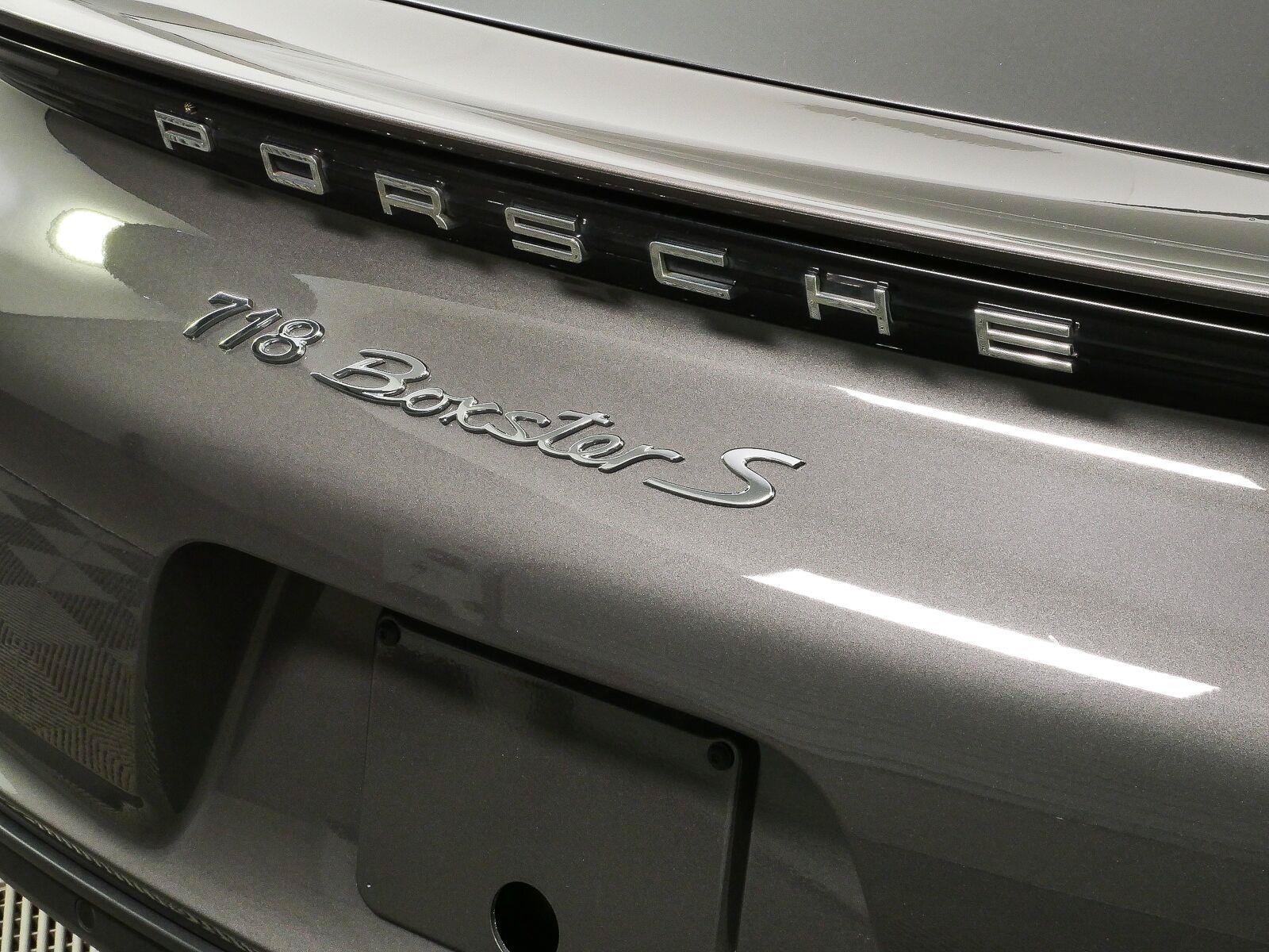 Certified 2017 Porsche 718 Boxster S RWD image 29
