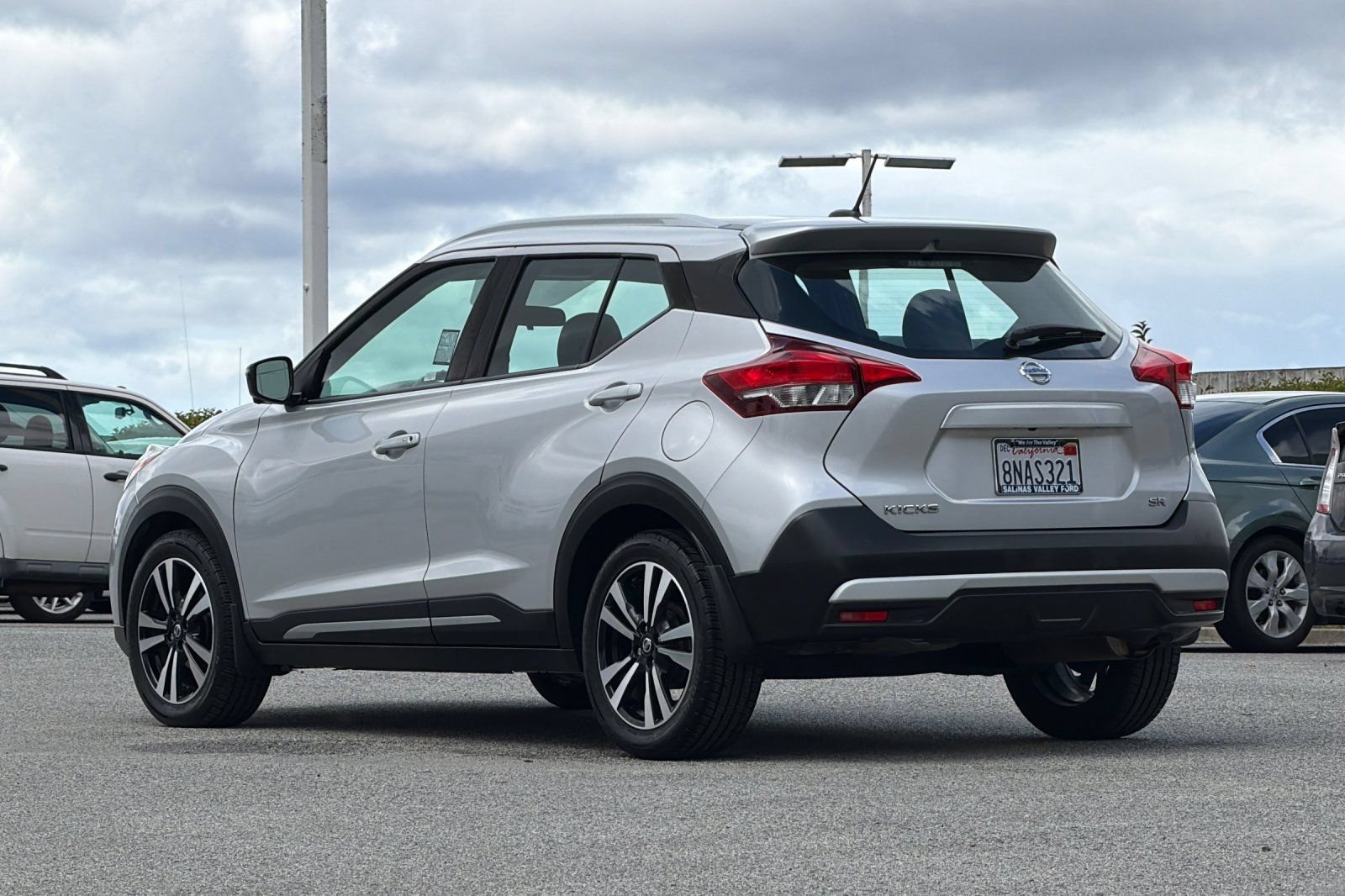 Used 2019 Nissan Kicks SR FWD image 6