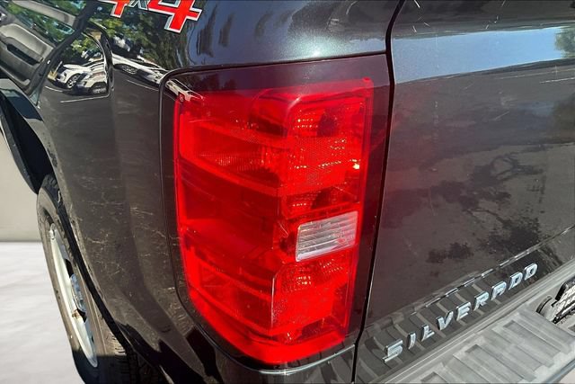 Used 2017 Chevrolet Silverado 1500 W/T AWD/4WD image 22