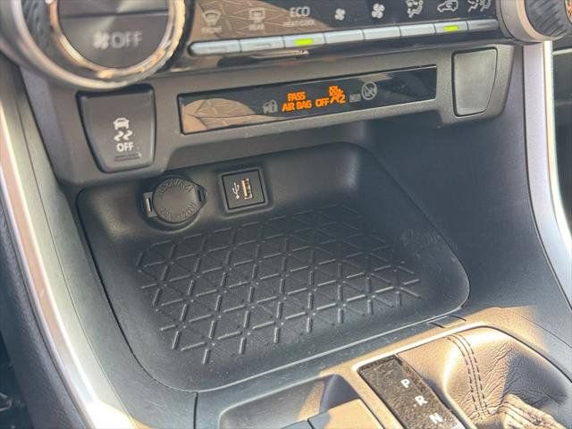 Certified 2025 Toyota RAV4 XLE AWD/4WD image 54