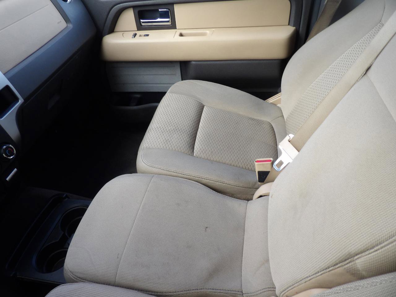 Used 2013 Ford F150 XLT w/ Luxury Equipment Group image 17