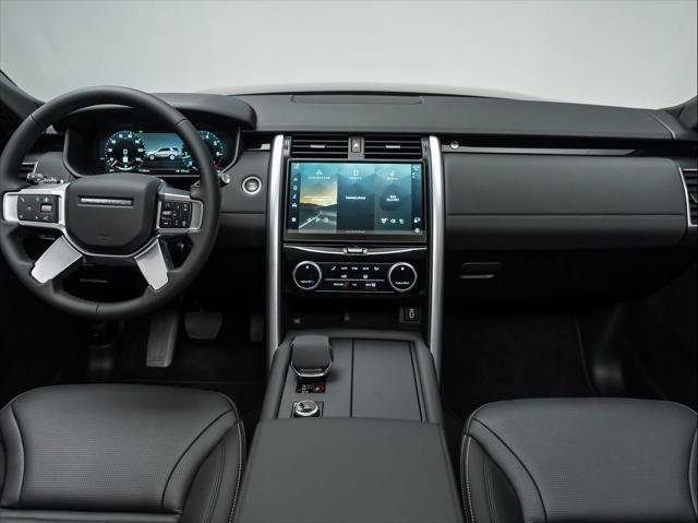 New 2026 Land Rover Discovery S AWD/4WD image 19