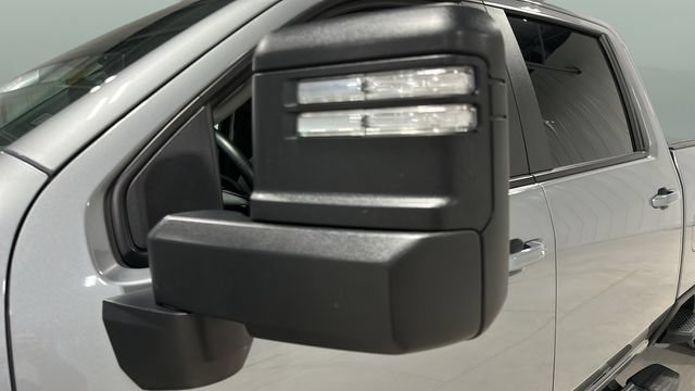 Used 2025 Chevrolet Silverado 2500 LT w/ Convenience Package AWD/4WD image 9
