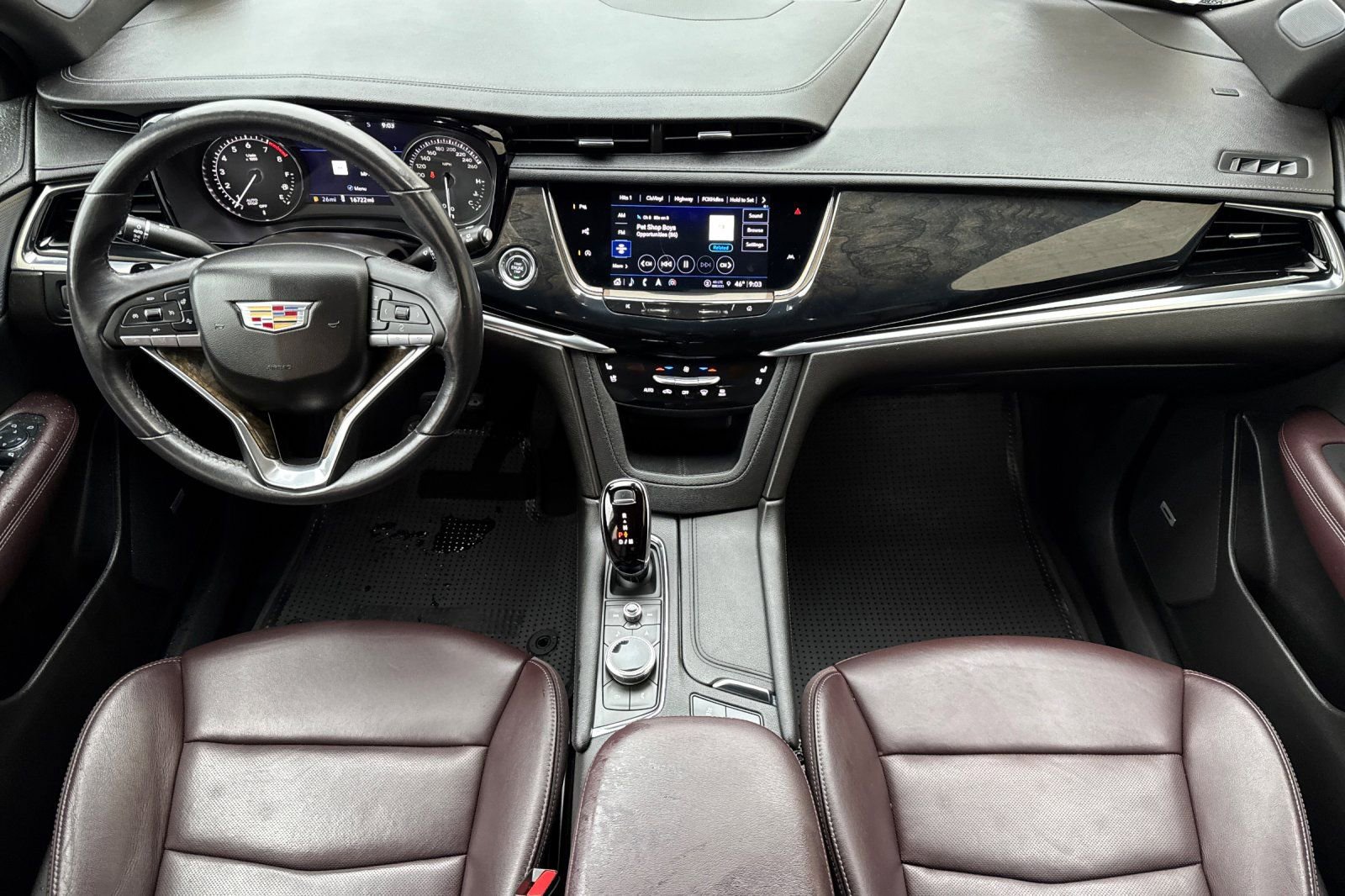 Used 2023 Cadillac XT6 Premium Luxury w/ Technology Package AWD/4WD image 13