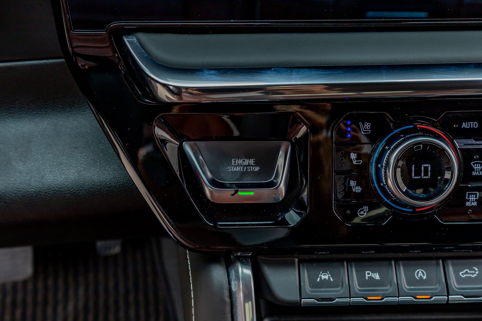 Used 2025 GMC Sierra 1500 Denali Ultimate image 23