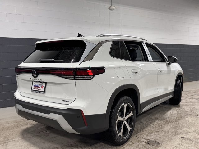 New 2026 Volkswagen Tiguan SE image 14