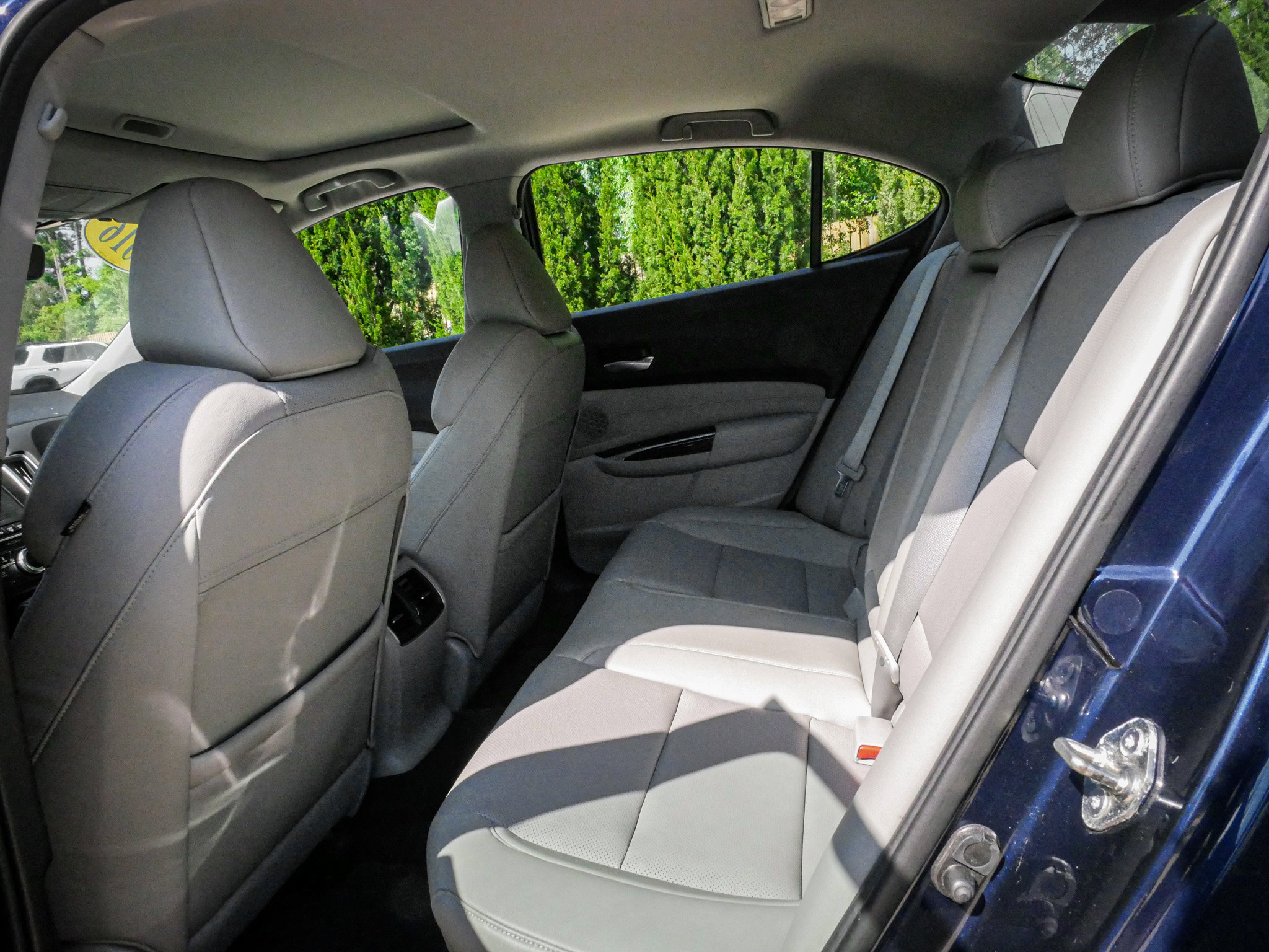 Used 2016 Acura TLX w/ Technology Package FWD image 30