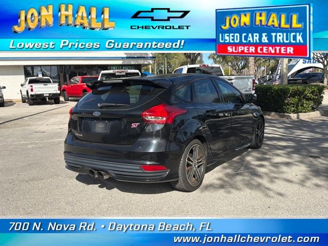 Used 2016 Ford Focus ST image 10