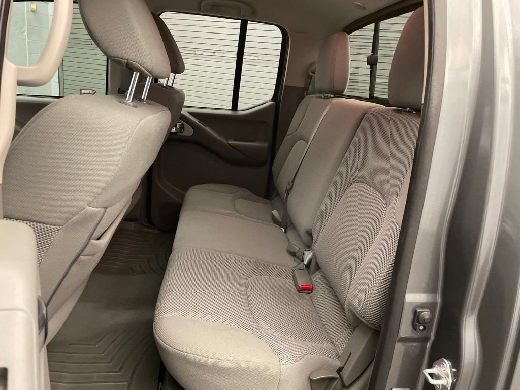 Used 2021 Nissan Frontier SV w/ Midnight Edition Floor Mats AWD/4WD image 21