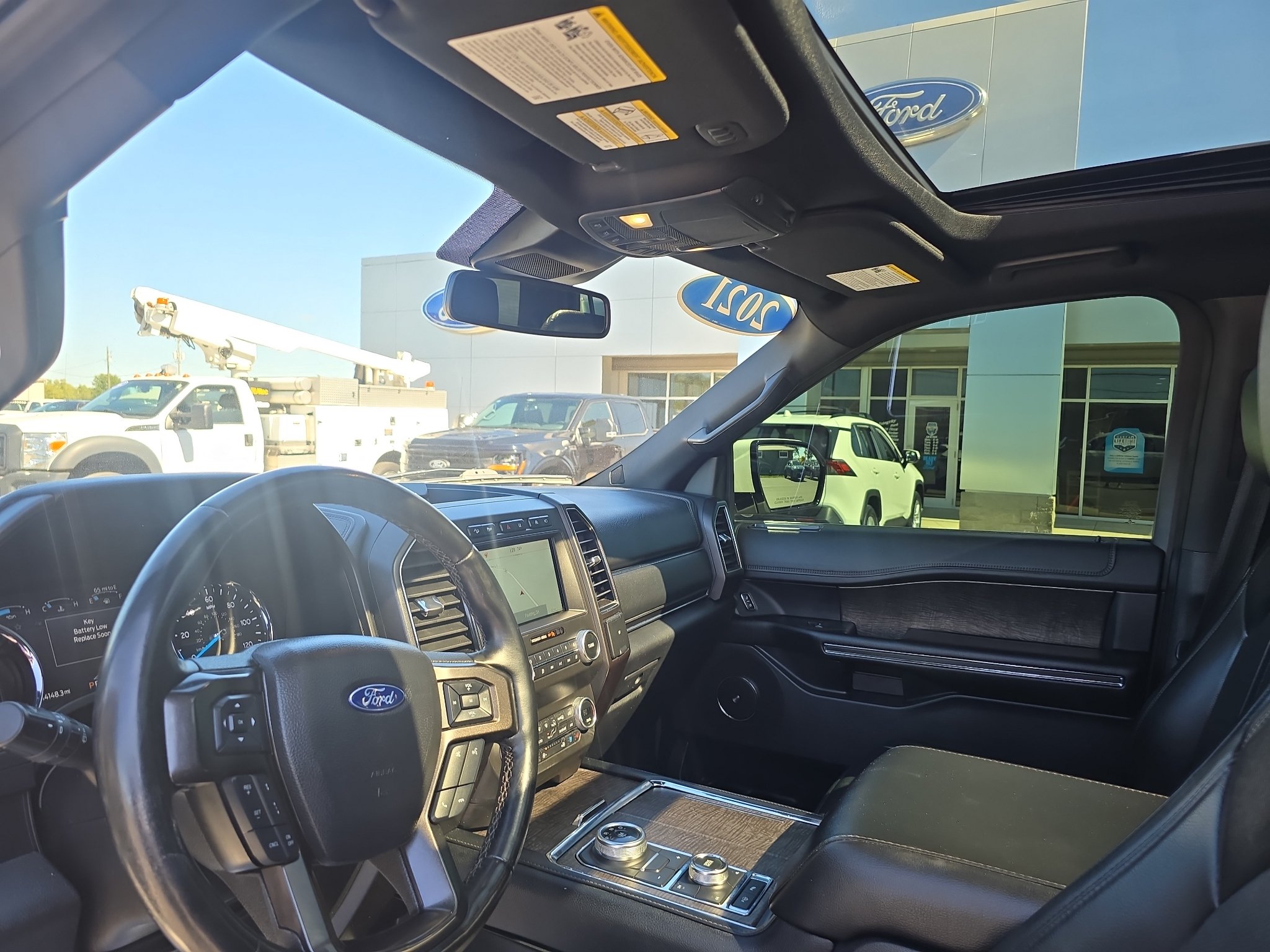 Used 2021 Ford Expedition Limited AWD/4WD image 22