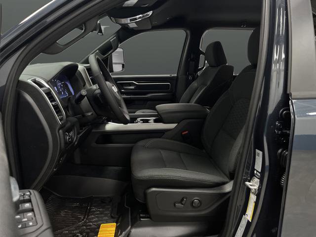 New 2026 RAM 1500 4x4 Crew Cab image 4