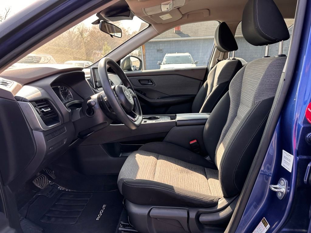 Used 2021 Nissan Rogue S image 11