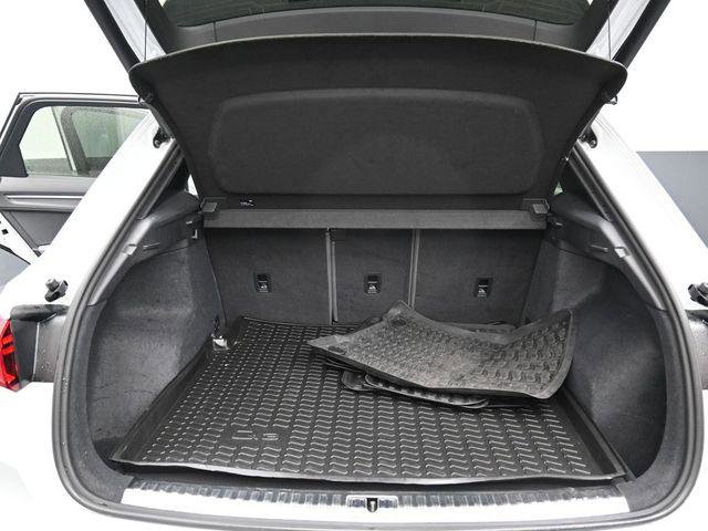 Used 2022 Audi Q3 2.0T Premium Plus w/ Premium Plus Package image 32