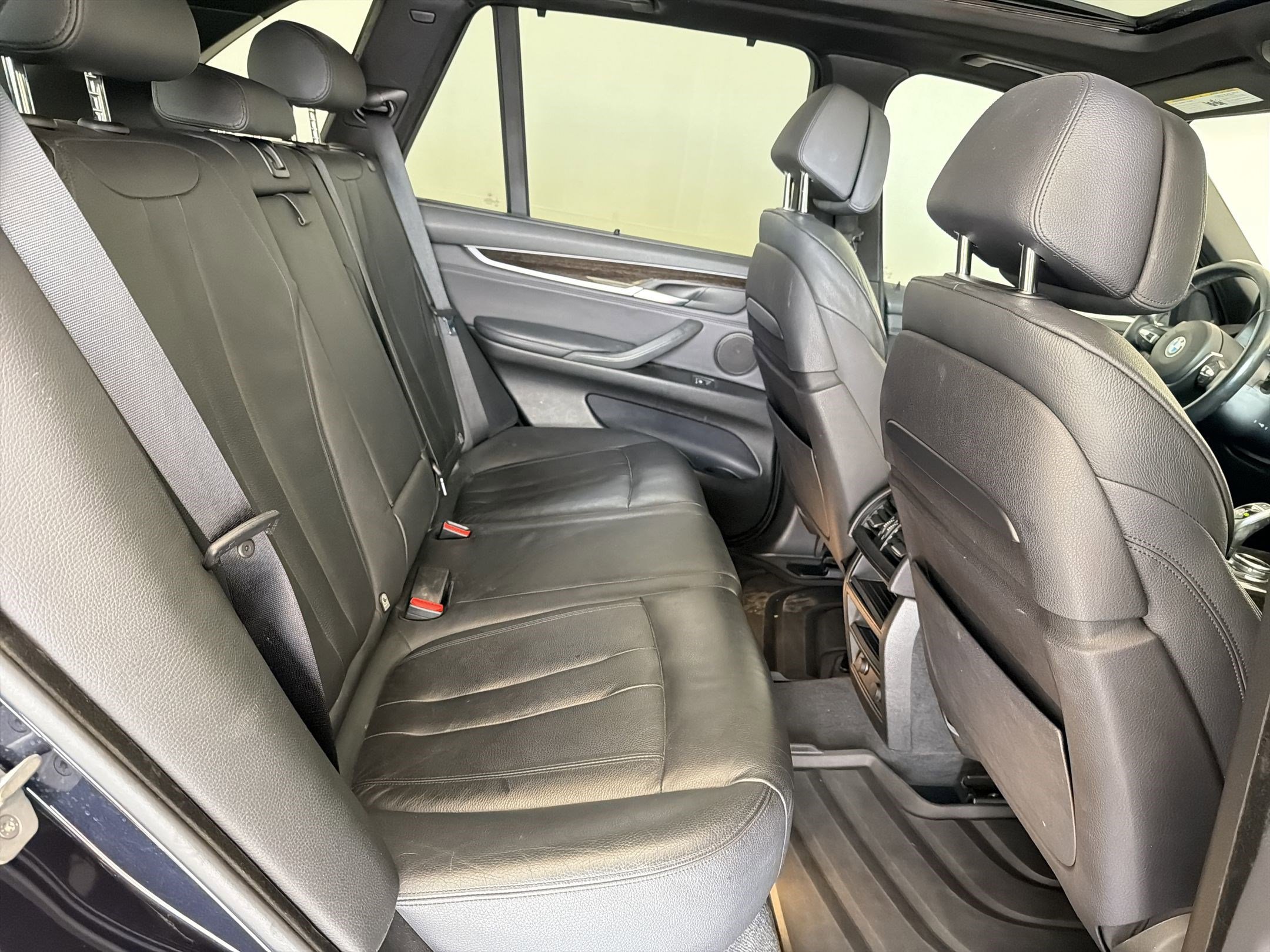 Used 2014 BMW X5 xDrive50i AWD/4WD image 30
