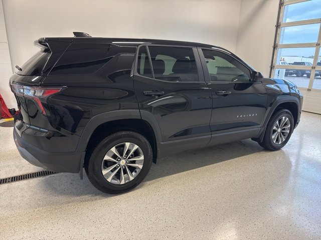 New 2026 Chevrolet Equinox LT w/ Convenience Package II image 11