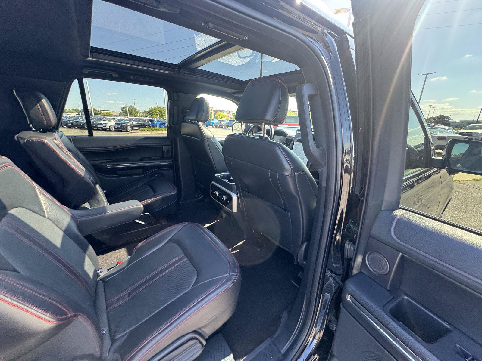Certified 2023 Ford Expedition Max Limited AWD/4WD image 15