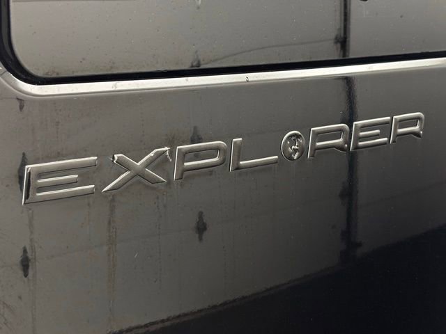 Used 2021 Chevrolet Express 2500 image 56