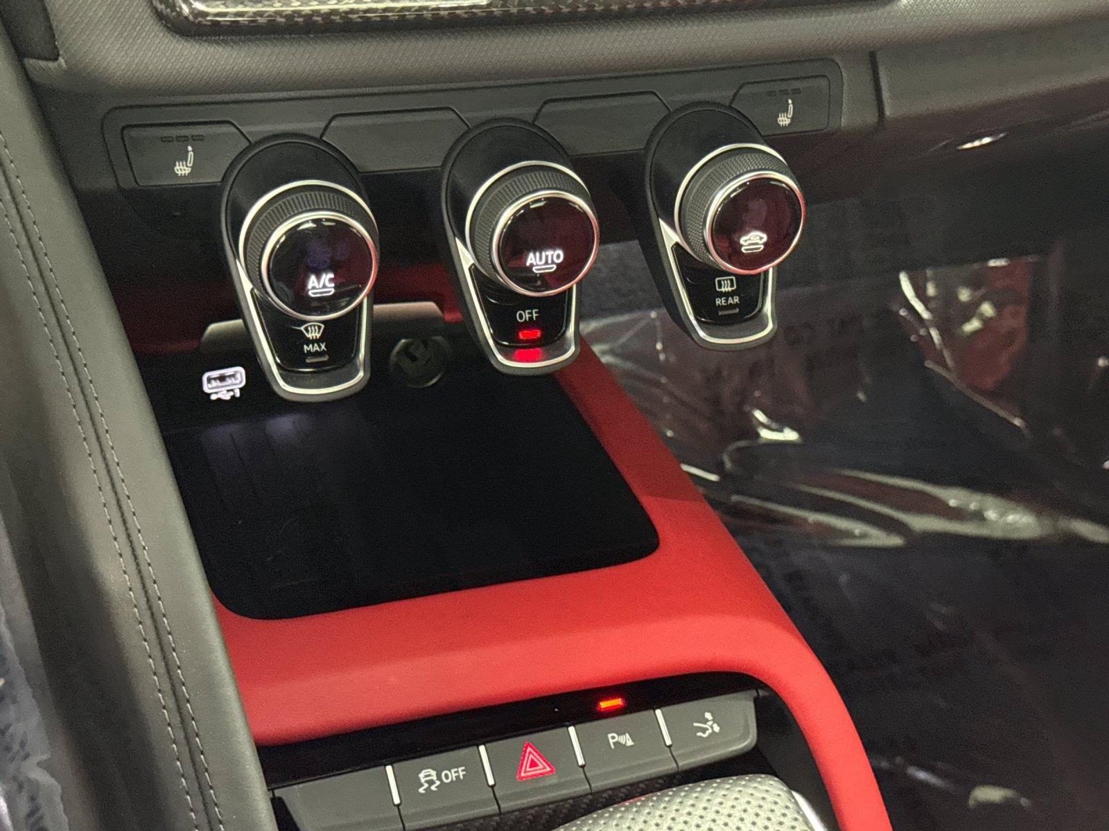 Used 2021 Audi R8 V10 RWD image 19