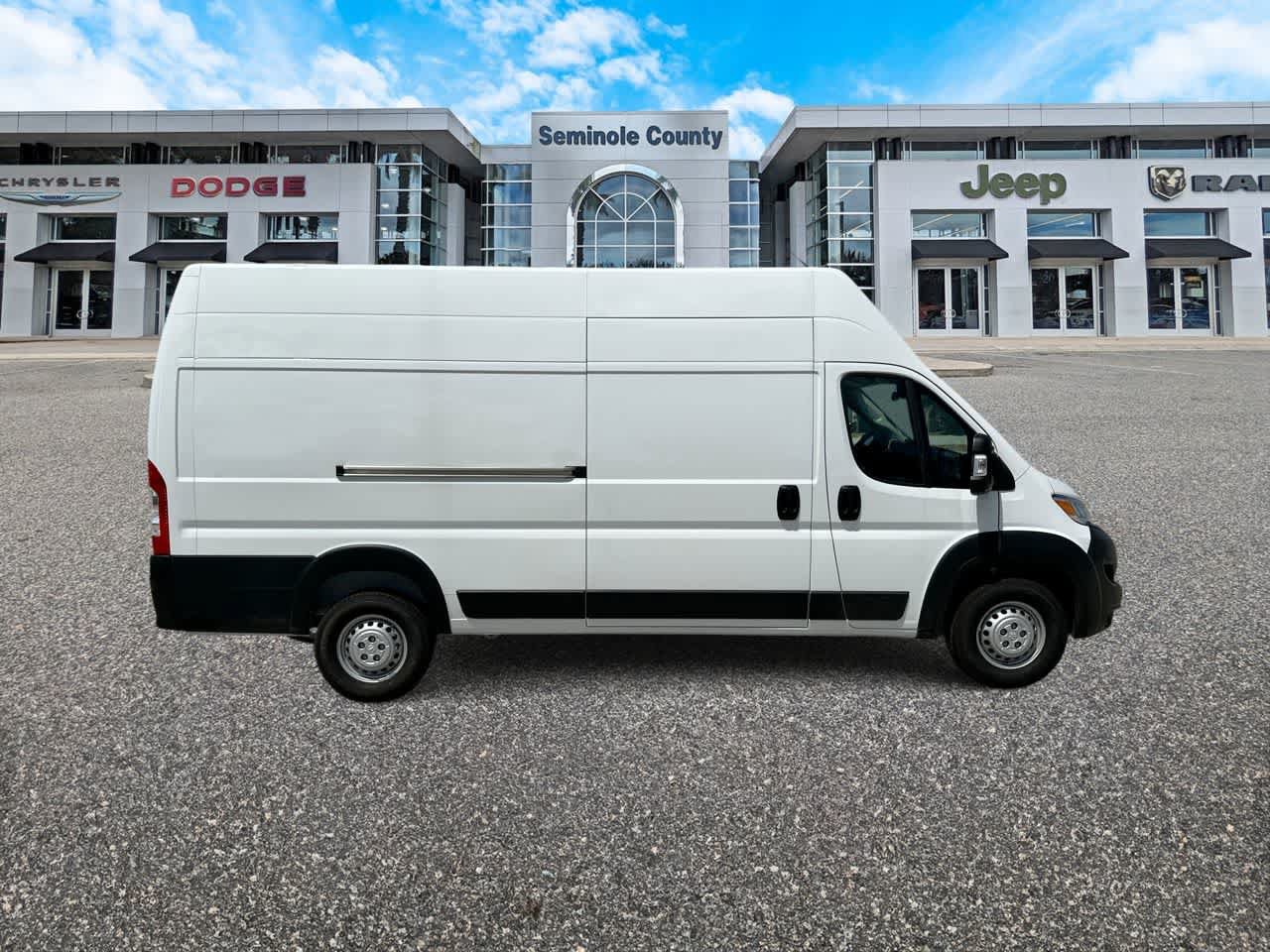 New 2026 RAM ProMaster 3500 w/ Premium Convenience Group FWD image 9