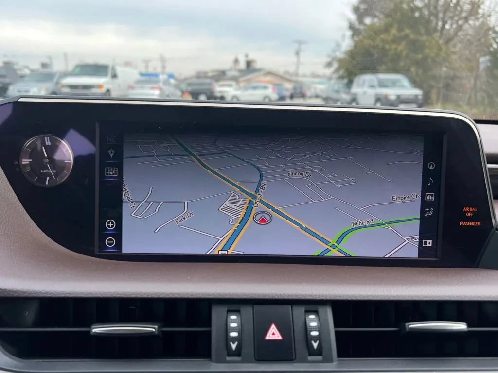 Used 2019 Lexus ES 350 w/ Premium Package FWD image 44