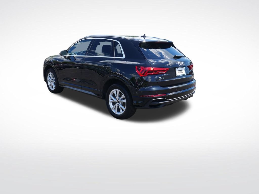 Used 2025 Audi Q3 2.0T Premium w/ Convenience Package AWD/4WD image 3