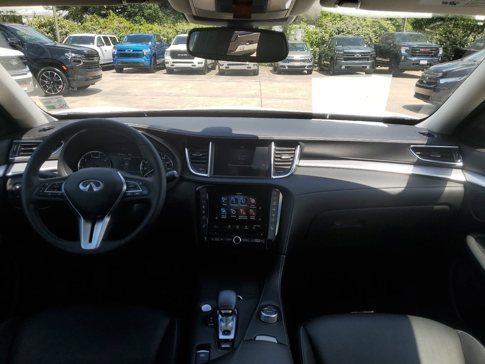 Used 2021 INFINITI QX50 Luxe image 10