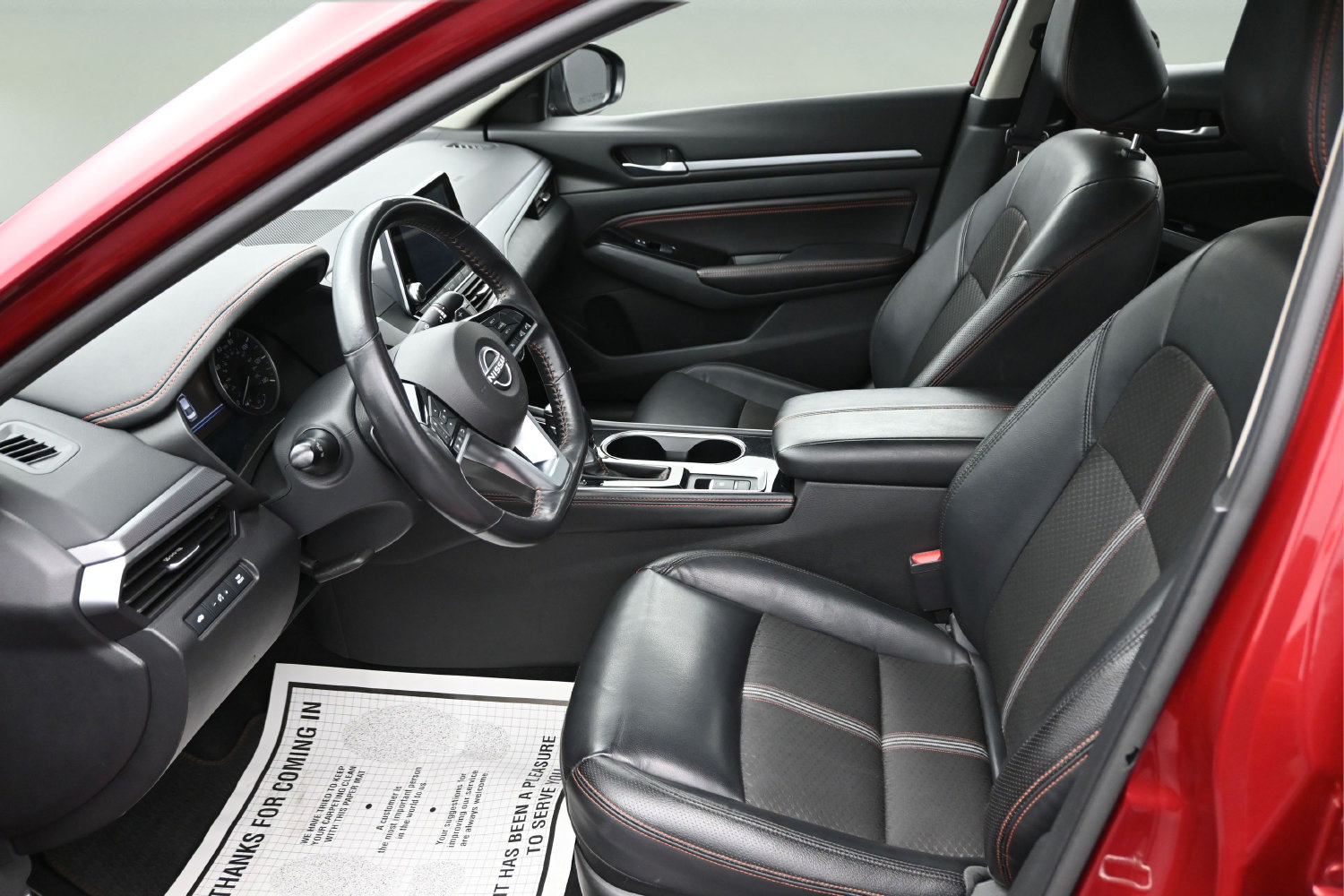 Used 2023 Nissan Altima 2.5 SR AWD/4WD image 11