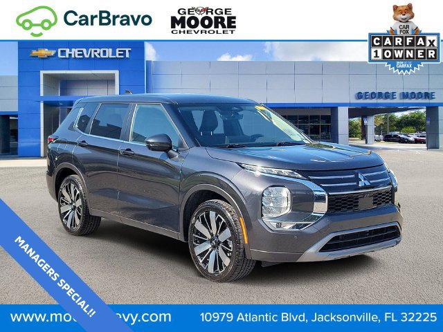 Used 2025 Mitsubishi Outlander SE