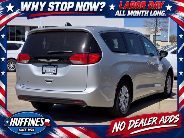 New 2026 Chrysler Voyager LX FWD image 5