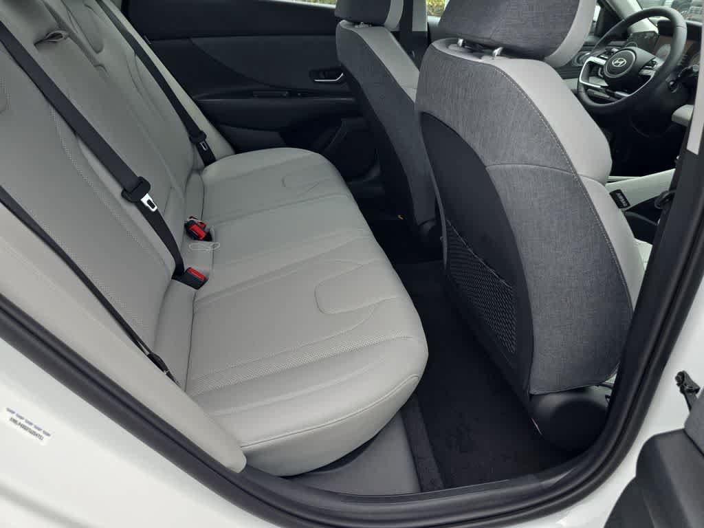 New 2026 Hyundai Elantra Limited FWD image 22