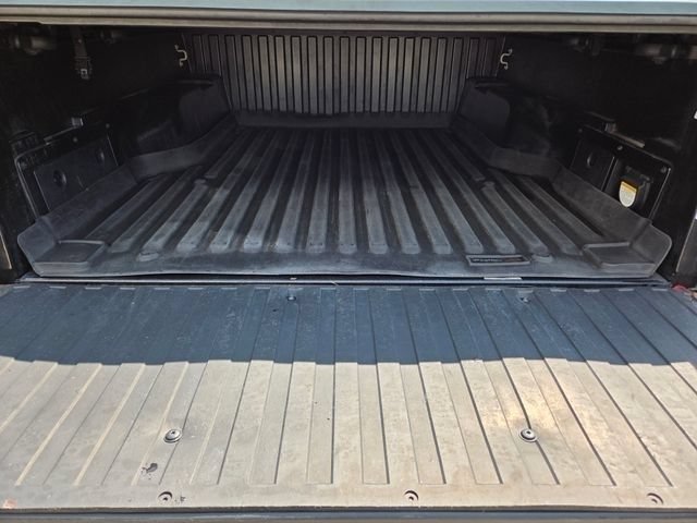 Used 2017 Toyota Tacoma Limited w/ Tow Package AWD/4WD image 29